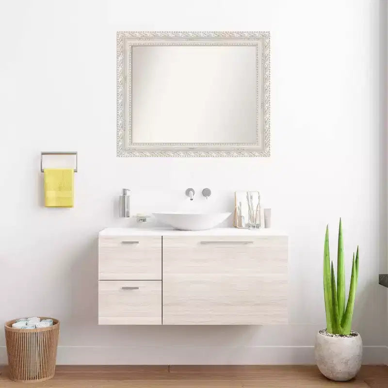 Miroir mural rectangulaire encadré blanc cassé, simple