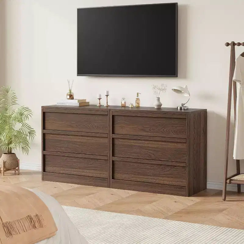 Bois naturel, commode à 3 tiroirs, usage unique