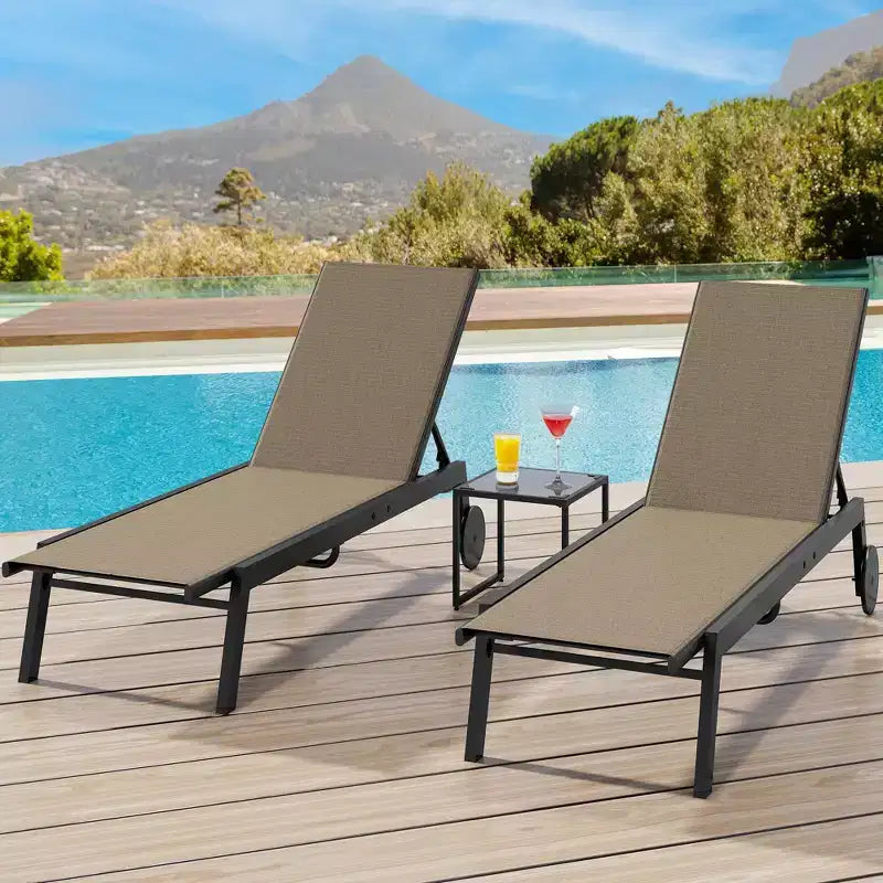 Ensemble de chaises longues de patio inclinables bleues/marron avec table d'appoint, 2 personnes