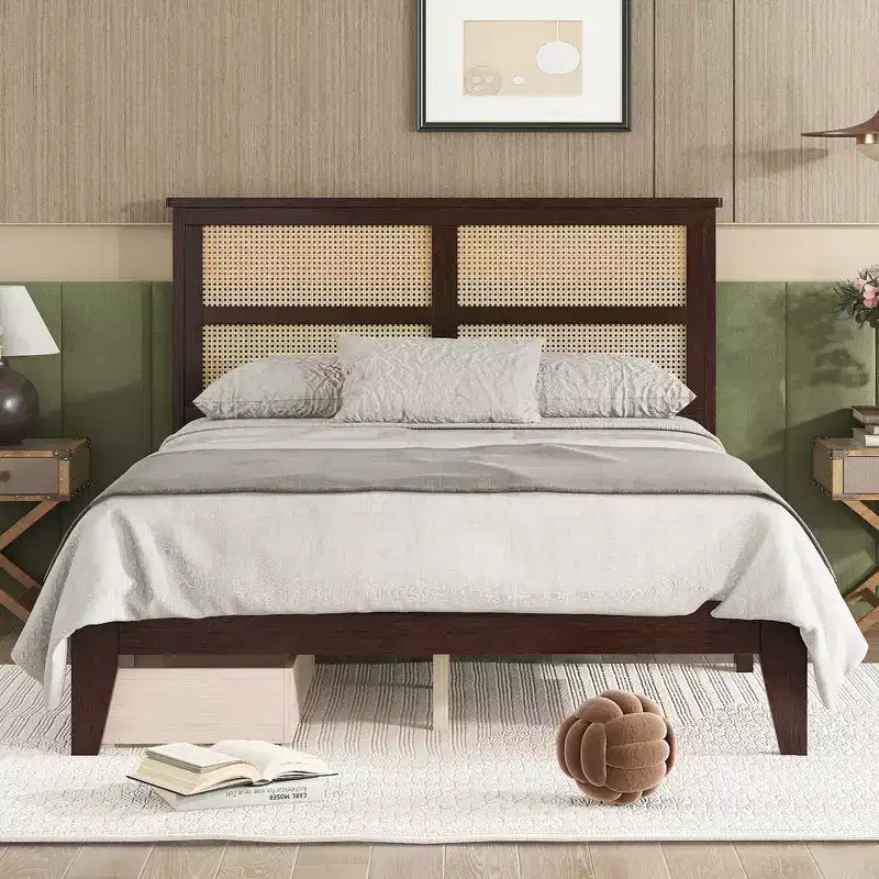 Lit plateforme avec tête de lit en rotin naturel, coloris Expresso / Chêne blanc – Double / Grand / Très grand