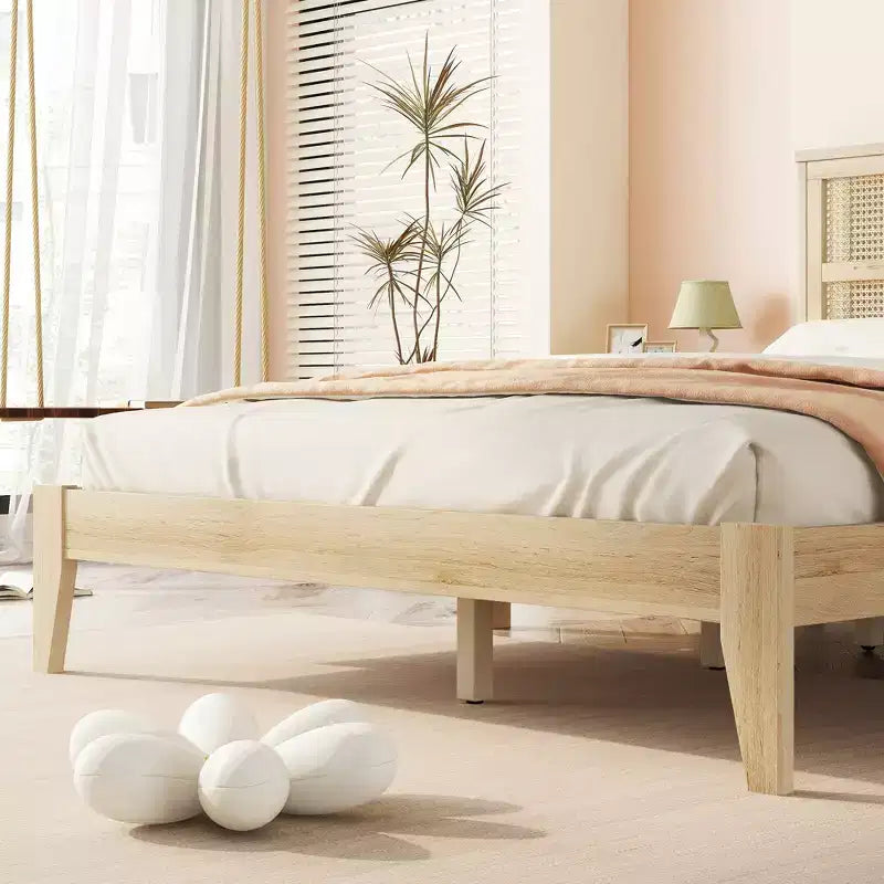 Lit plateforme avec tête de lit en rotin naturel, coloris Expresso / Chêne blanc – Double / Grand / Très grand