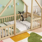 Lit de sol de style maison avec barrières de sécurité, jumeau, gris/naturel/blanc, pour 1 enfant