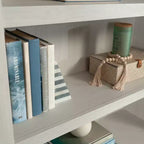 Étagère verticale à 5 tablettes, chêne Glacier / chêne Laurel / érable Pacifique, assemblage par une personne